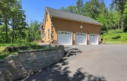 1121 N Washington Ave, Green Brook Twp., NJ 08812-2123