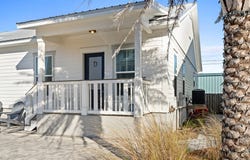 101 42nd St, Mexico Beach, FL 32456