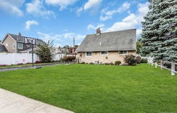 23 Summit Lane, Levittown, NY 11756