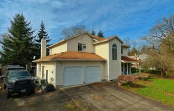 455 GREY CLIFFS Dr, StHelens, OR 97051
