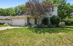 2250 Eads Place, Howell, MI 48843