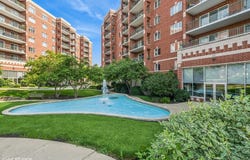 650 S River Road, Des Plaines, IL 60016