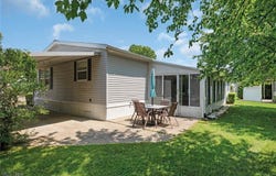 8 Harmony, Olmsted Twp, OH 44138
