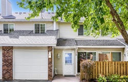 7026 19th Street N, Oakdale, MN 55128