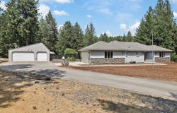 6920 N Harvard Rd, Newman Lake, WA 99025