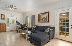 305 Scurlock Street, Grandview, TX 76050