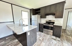 1000 THOMPSON RD, BAY CITY, TX 77414