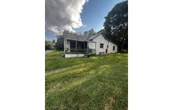 135 S Valley Street, Corning, OH 43730