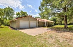 8750 Hartman Drive, Noble, OK 73068