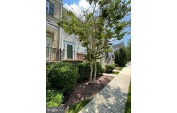 511 TAILGATE TERRACE, LANDOVER, MD 20785