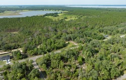 3 Guava Pass, Ocklawaha, FL 32179