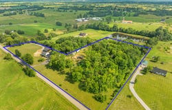 1292 Jackson Pike, Harrodsburg, KY 40330