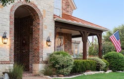9024 Thompson Drive, Lantana, TX 76226