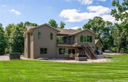 2815 Vega Avenue, Hollywood Twp, MN 55360