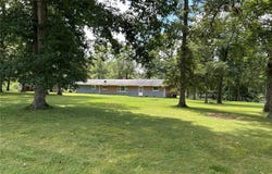20267 Tall Timber Road Road, Staunton, IL 62088