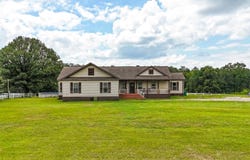 1241 CO RD 37, Fayette, AL 35555