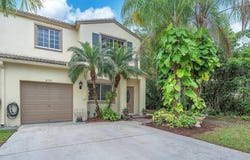 4776 Lago Vista Dr, Coconut Creek, FL 33073