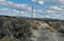 1900 off Fossil Lake Road, Christmas Valley, OR 97641