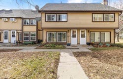 985 W 10th St, Loveland, CO 80537
