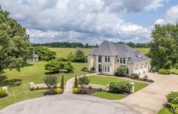 6828 Morningside Drive, Poplar Bluff, MO 63901