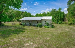 520 Senterfeit Road, Batesburg, SC 29006