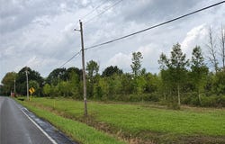 9970 Tonawanda Crk Rd N, Clarence, NY 14031