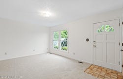 370 Hillspring Rd, Eminence, KY 40019