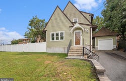 7238 HOLLYWOOD ROAD, FORT WASHINGTON, PA 19034