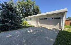 927 Drake Avenue, Centerville, IA 52544
