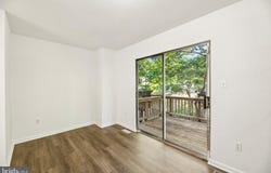 6866 CHASEWOOD Circle, CENTREVILLE, VA 20121