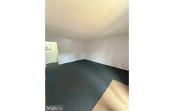6-7 PINE LN, EAST WINDSOR, NJ 08520