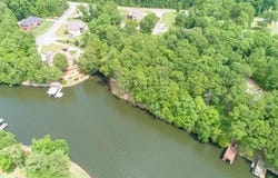 3 Randmar Ct, Florence, AL 35631