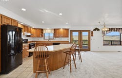 1490 MAIN St, Arlington, OR 97812