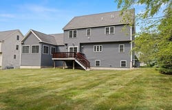 31 Prospect Hill Dr, Tewksbury, MA 01876