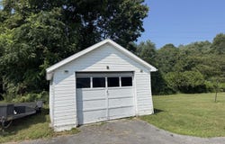 901 Cemetary Street, Lilly, PA 15938