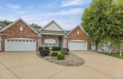 1707 MEYER Court, Godfrey, IL 62035