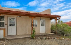 1 Turquoise Lane, El Prado, NM 87529-0000