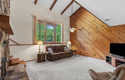5563 E Anding Dr, Catawissa, MO 63015