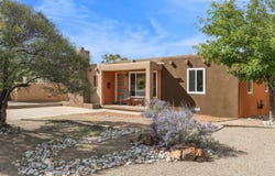 1609 Cornell Drive SE, Albuquerque, NM 87106