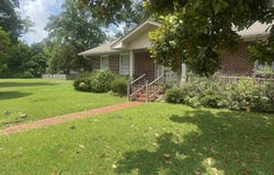 1616 S Cherry Street, Pine Bluff, AR 71601