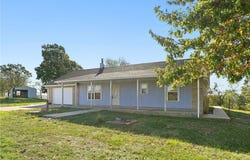 16845 Blue Mountain Road, Prairie Grove, AR 72753