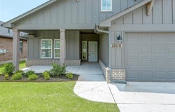 20110 Park Lane, Harrah, OK 73045