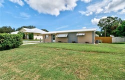 425 Easy Street, Sebastian, FL 32958