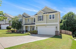 6101 SPARKLING COVE Lane, Buford, GA 30518