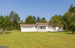 6499 Bailey, Blackshear, GA 31516
