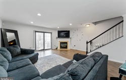 729 E OAK STREET, NORRISTOWN, PA 19401