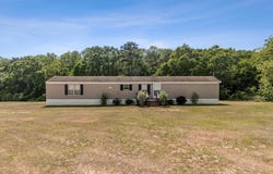 1048 Hubbard Road, Newton, AL 36352