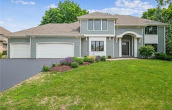 9535 Olympia Drive, Eden Prairie, MN 55347