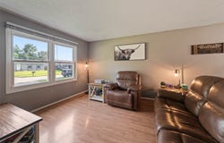108 10th Street SE, Bondurant, IA 50035
