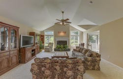 626 Rescobie Drive, Schererville, IN 46375